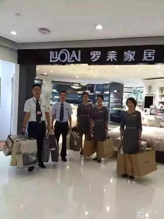 The Russian delegation G20 at the Hangzhou Tower three hours shopping about three hundred thousand yuan
