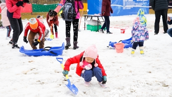 迎冬奥冰雪运动会