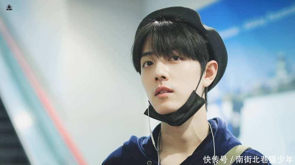 肖战跨年演唱会东方卫视