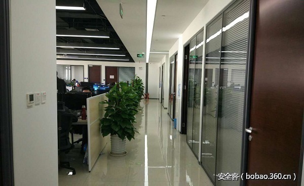 http://p9.qhimg.com/t012c7d4757fde470e4.jpg
