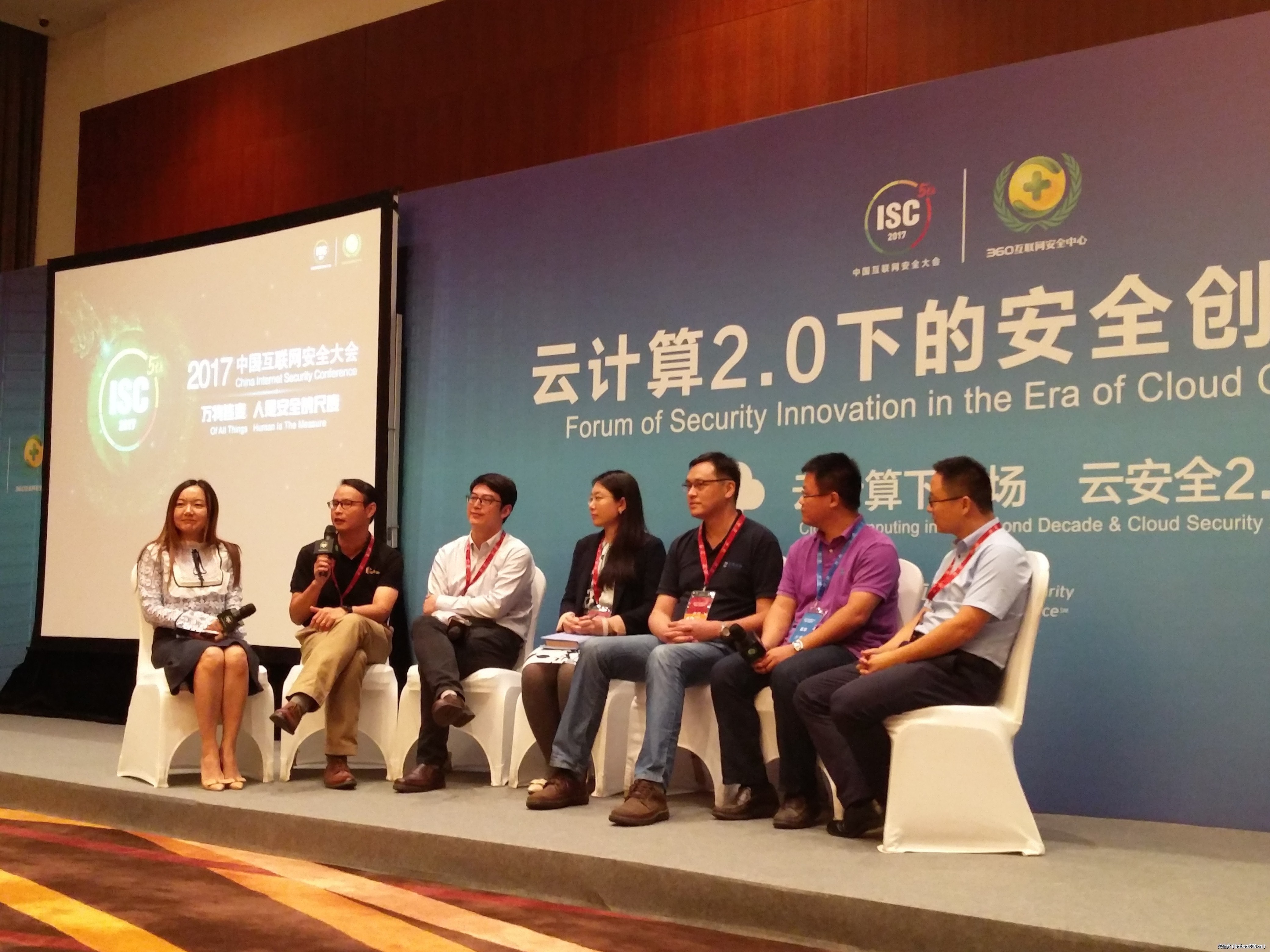 t01cc5f847b7b3efc86.jpg http://p5.qhimg.com/t01cc5f847b7b3efc86.jpg