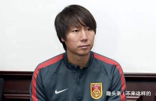 东亚杯国足教练