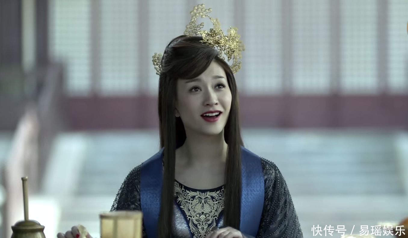 李小冉回应庆馀年